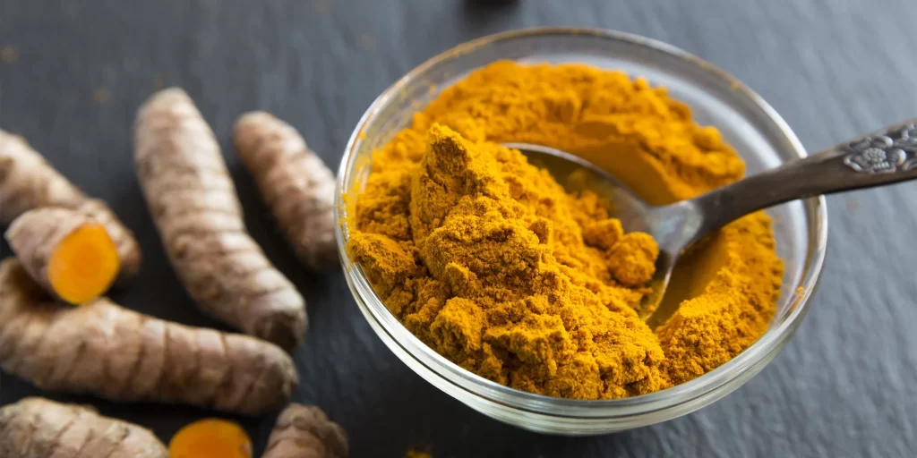 Honey and turmeric mask