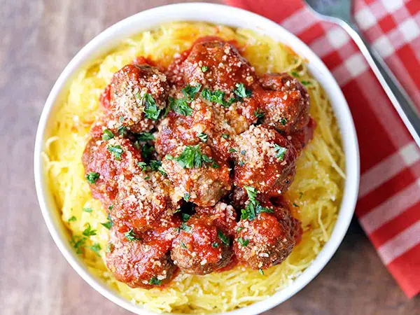 Spaghetti Squash with Meatballs