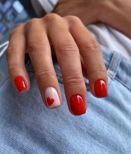 Valentine's Day nail art