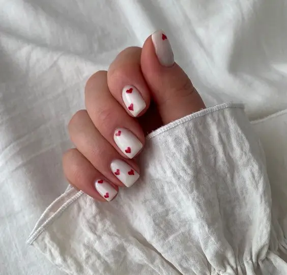 nails design valentines