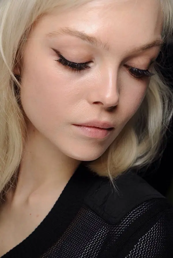 Makeup Tips for Hooded Eyes