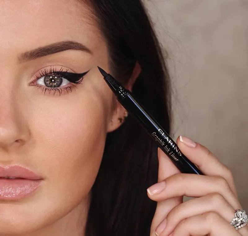 8 Common Eyeliner Mistakes and How to Avoid Them 4